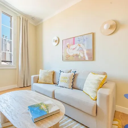 Phoenicia - Old - Bright & Air-conditioned Apartment Antibes